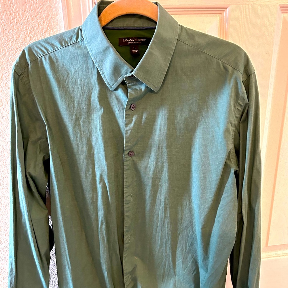 Banana Republic solid green dress shirt
